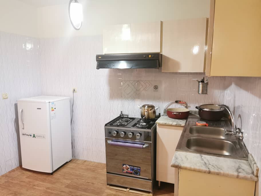 اجاره سوئیت یک خوابه در سعادت آباد تهران-طبقه ی منفی یک