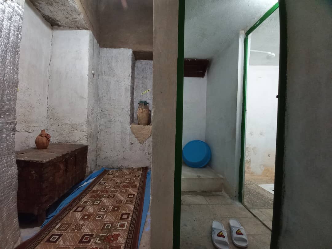 اجاره اقامتگاه بومگردی در حسن حافظ گلپایگان - اتاق 3 خوش نشین فضای اتاق 