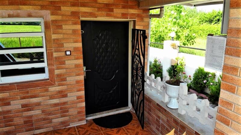 اجاره ویلا مزرعه در منطقه آزاد انزلی - ویلا سوئیسی با ویو شالیزار