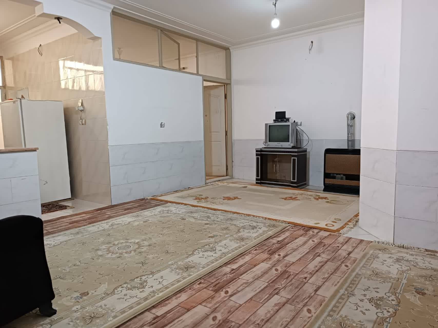 اجاره منزل دوخواب در پاسداران - 120 متری