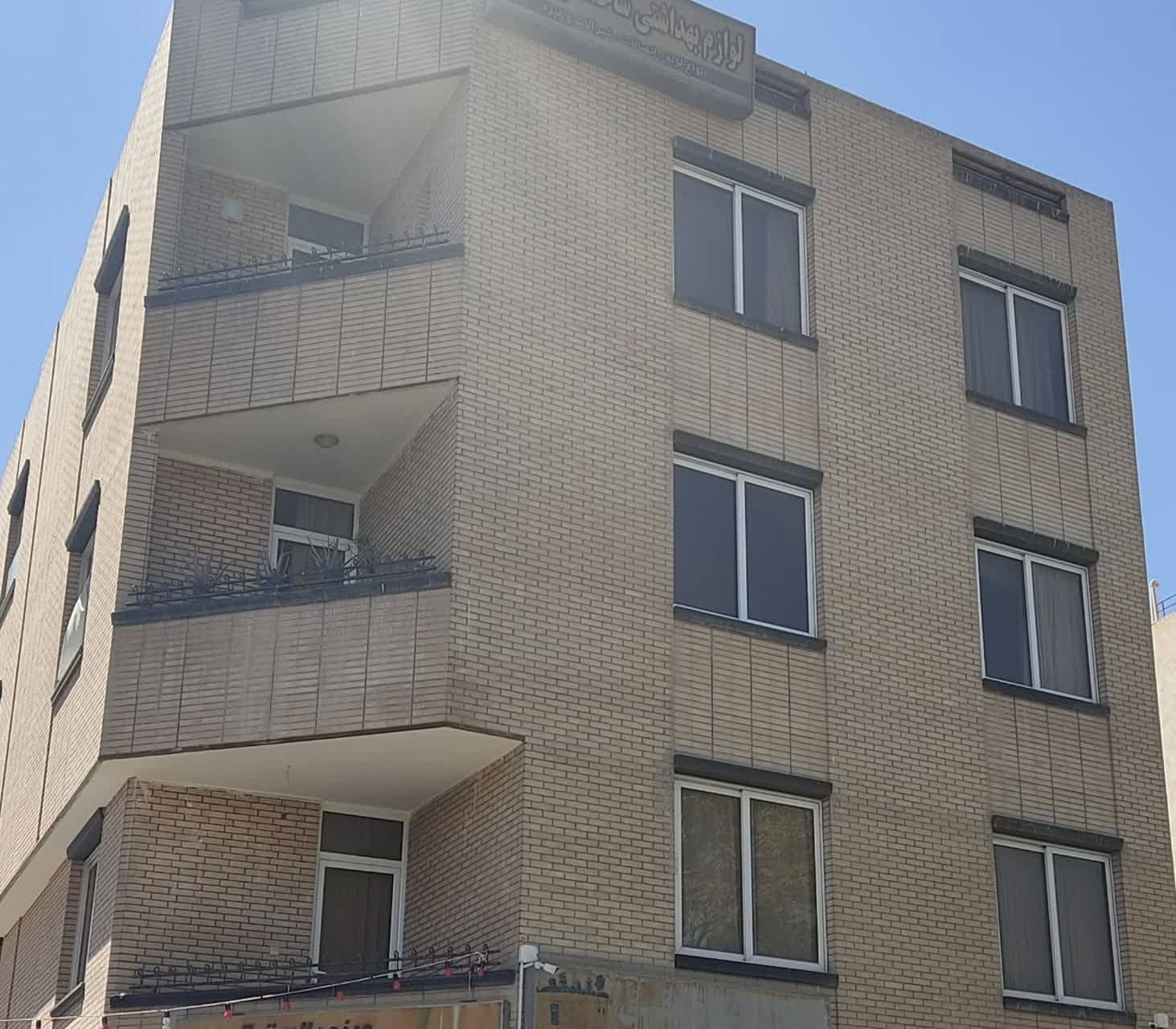 اجاره آپارتمان سه خوابه در مدرس اصفهان