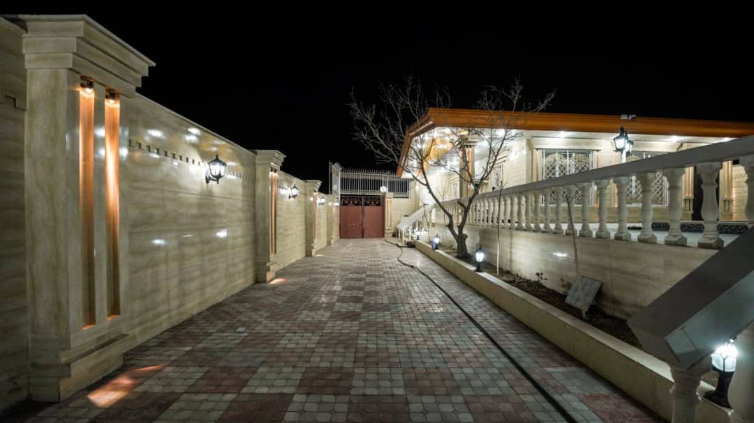 اجاره ویلا استخردار در میدان شهرداری