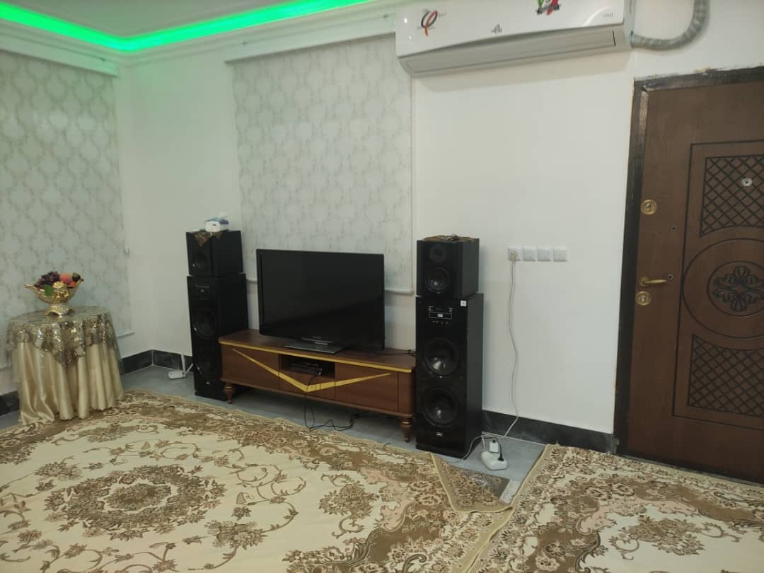 اجاره ویلا استخردار در میدان شهرداری