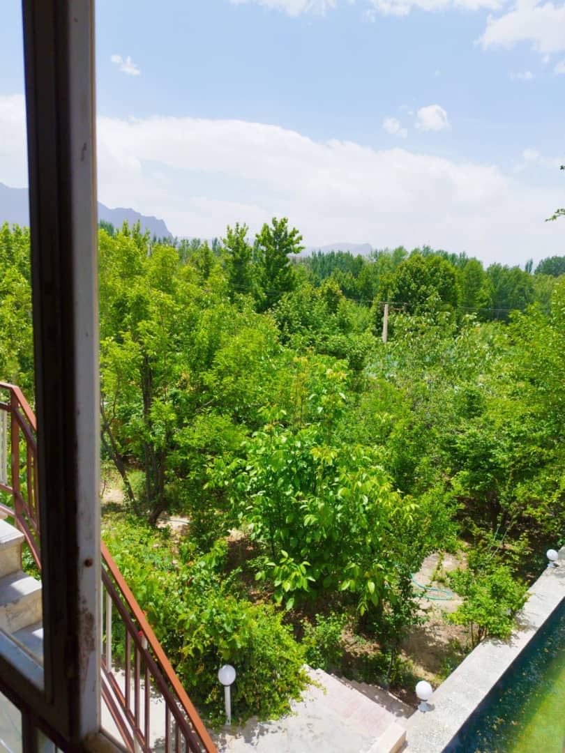  اجاره خانه ویلایی  با استخر رو باز در صادق آباد  - باغ بهادران