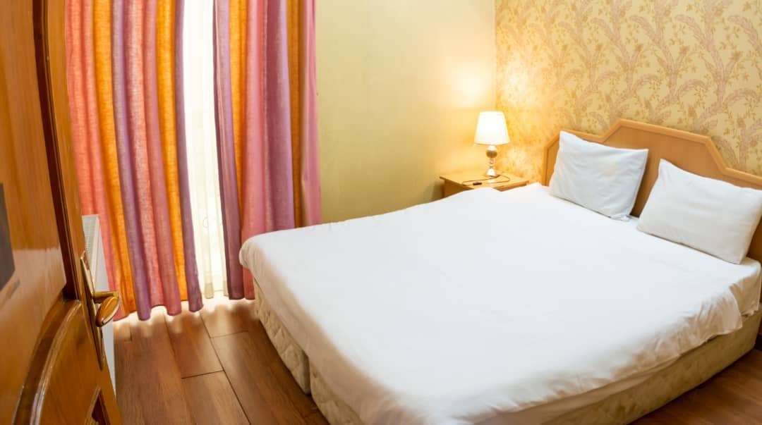 اجاره هتل آپارتمان در امام رضا 16 - دو خواب