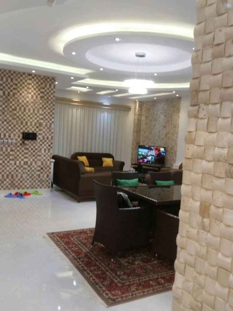 اجاره ویلا ساحلی سه خوابه با استخر سرپوشیده در متل قو