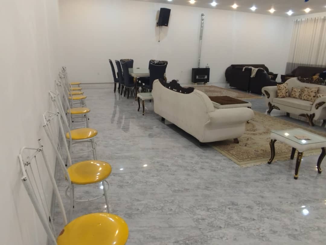 اجاره ویلا با استخر روباز آبگرم در چهارباغ کردان - البرز