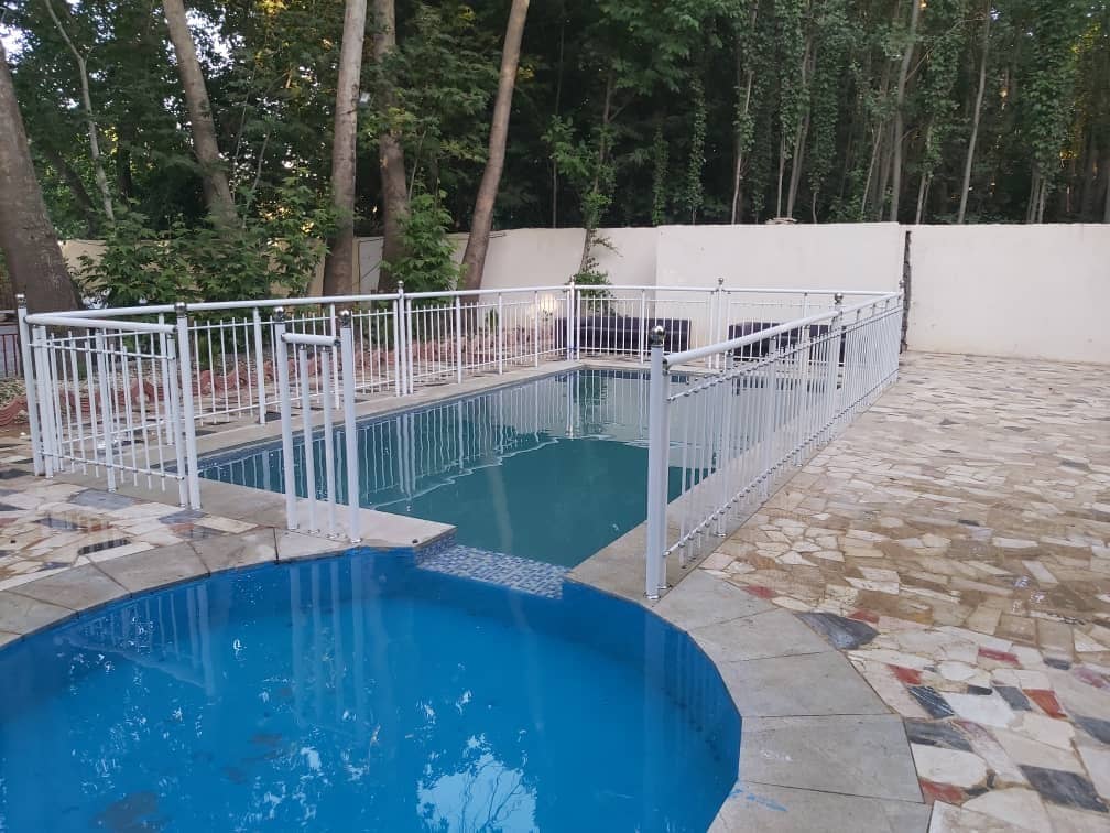 اجاره ویلا لب اب استخردار در اردال باغبهادران -