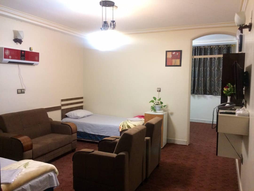 اجاره هتل آپارتمان چهار تخته در انقلاب قم 