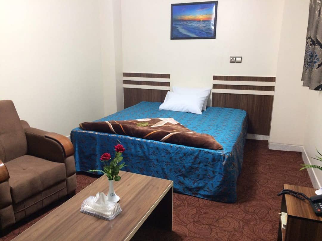 اجاره هتل آپارتمان پنج تخته در انقلاب قم 