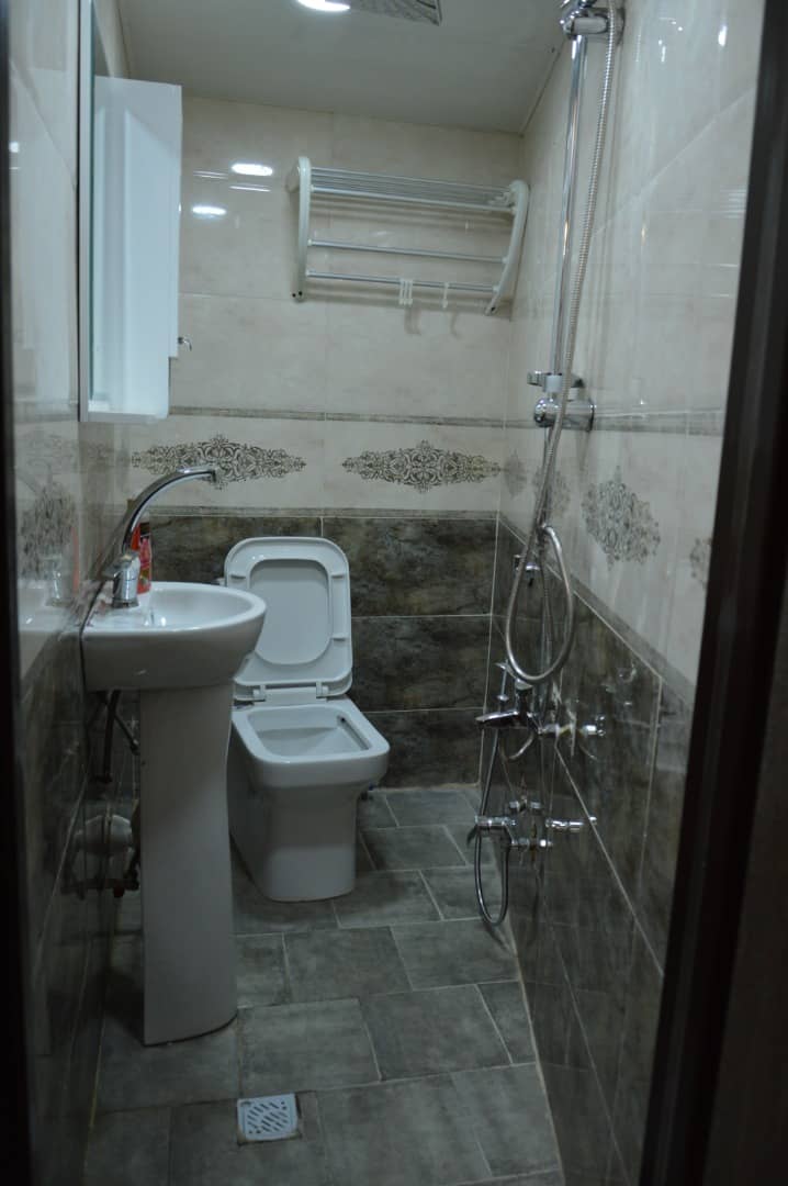 اجاره مهمانسرا در میدان شهدا کرمان  -اتاق 202