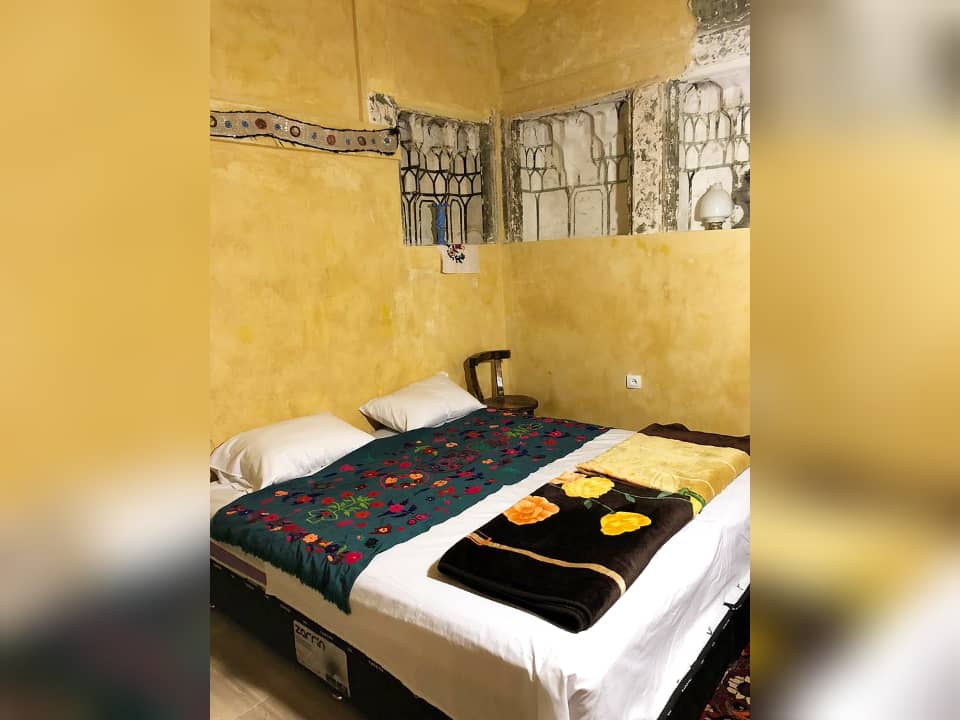 اجاره اتاق بومگردی سنتی در شیراز 