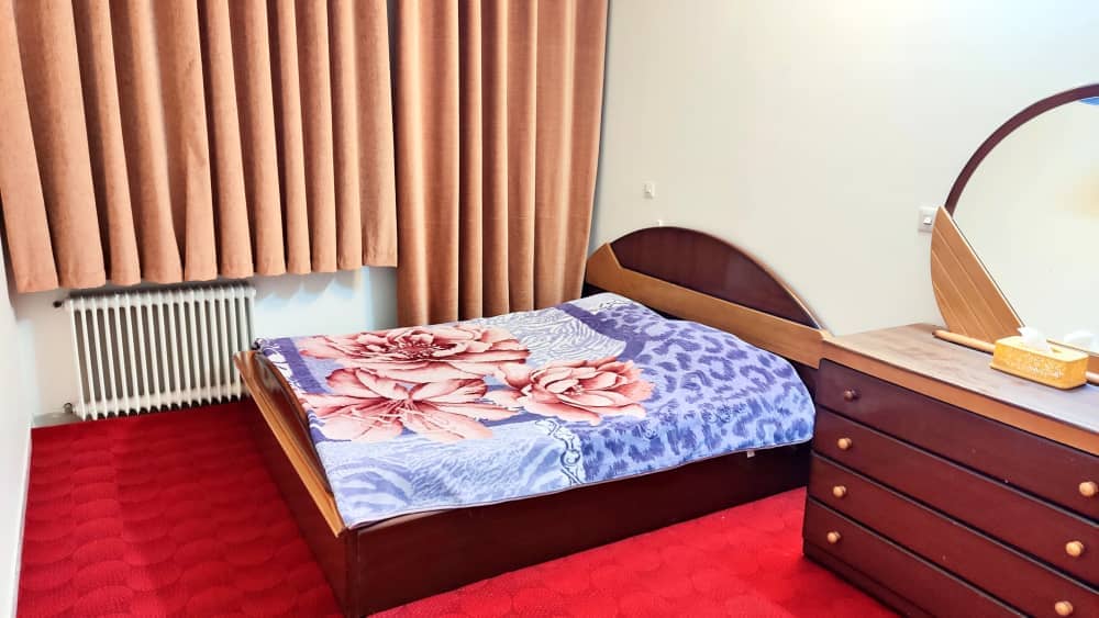 اجاره آپارتمان مبله در خیابان کاشانی اصفهان-دوخوابه همکف