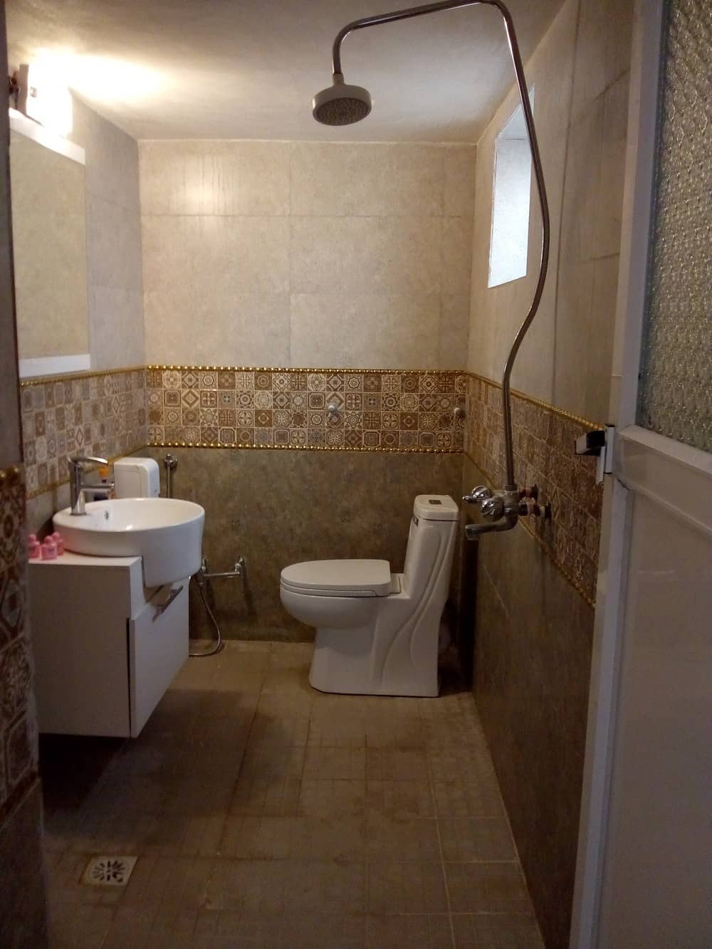 اجاره خانه ویلایی در جهاد شهرک گلستان