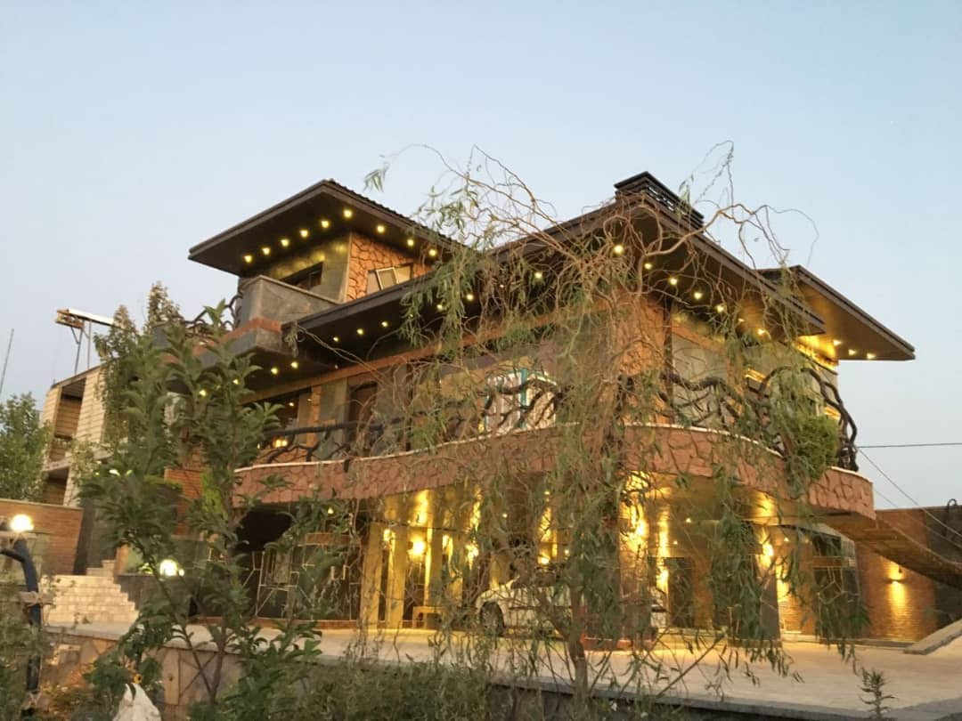 اجاره ویلا با استخر سرپوشیده در زعفرانیه کردان