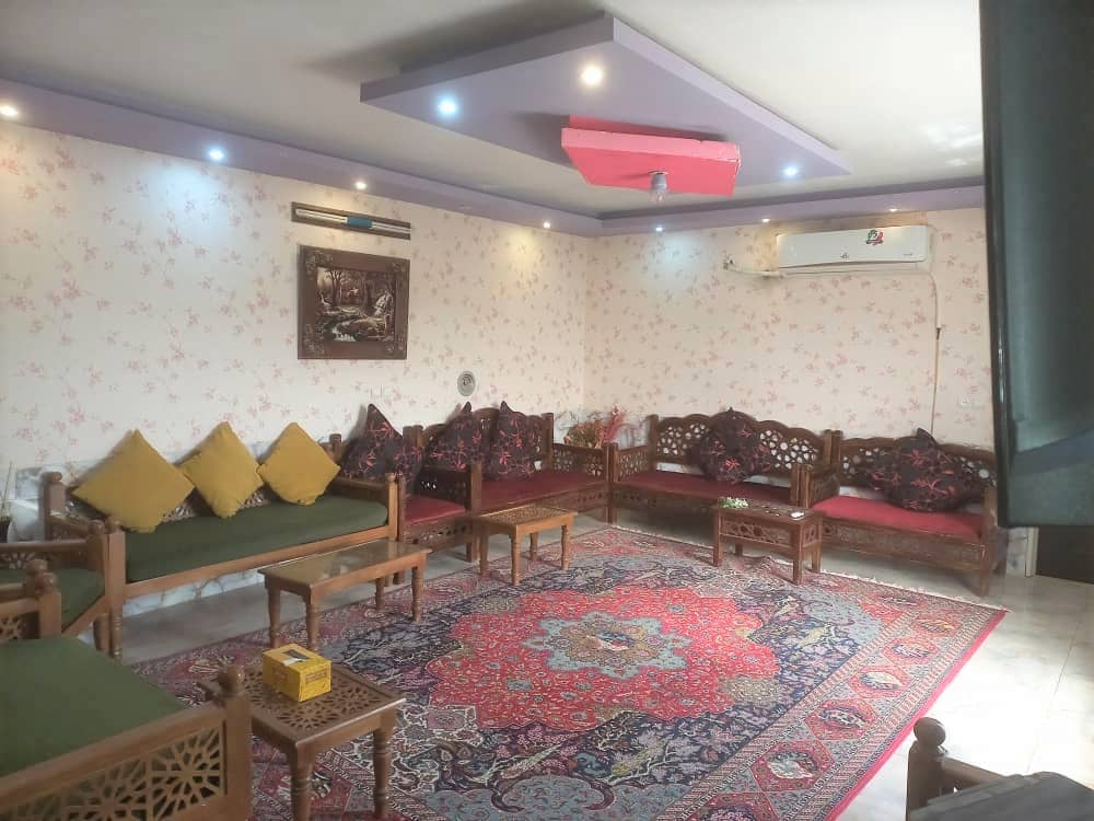 اجاره ویلا استخر روباز در اصفهان - حیدرآباد