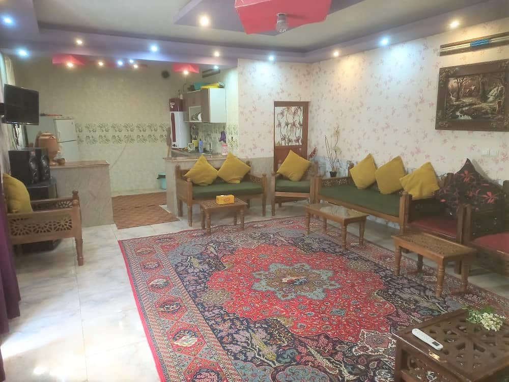 اجاره ویلا استخر روباز در اصفهان - حیدرآباد