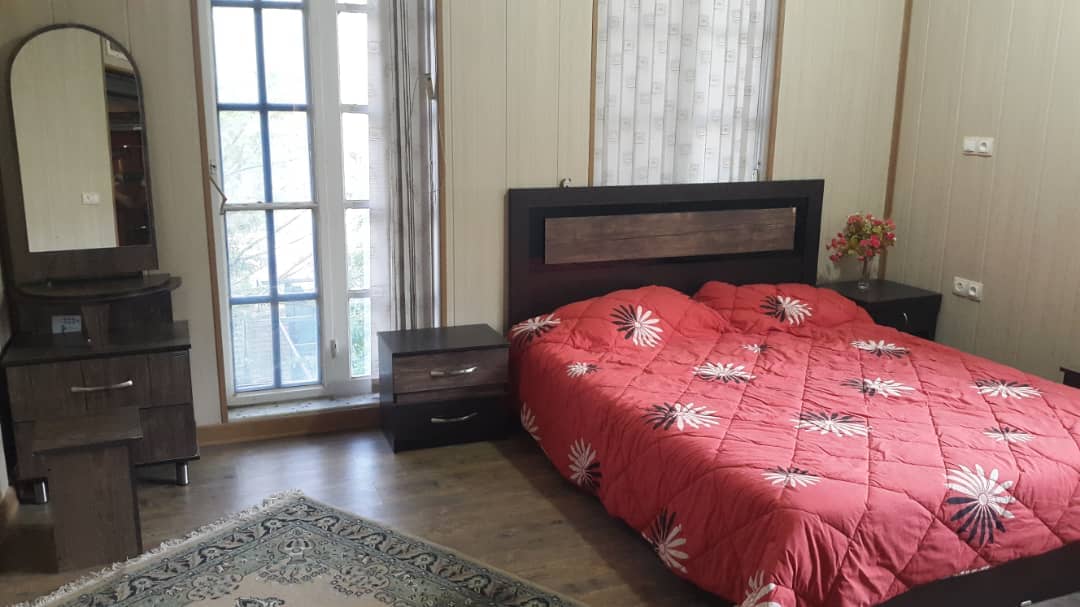 اجاره ویلا با استخر آبگرم در صدرا شیراز