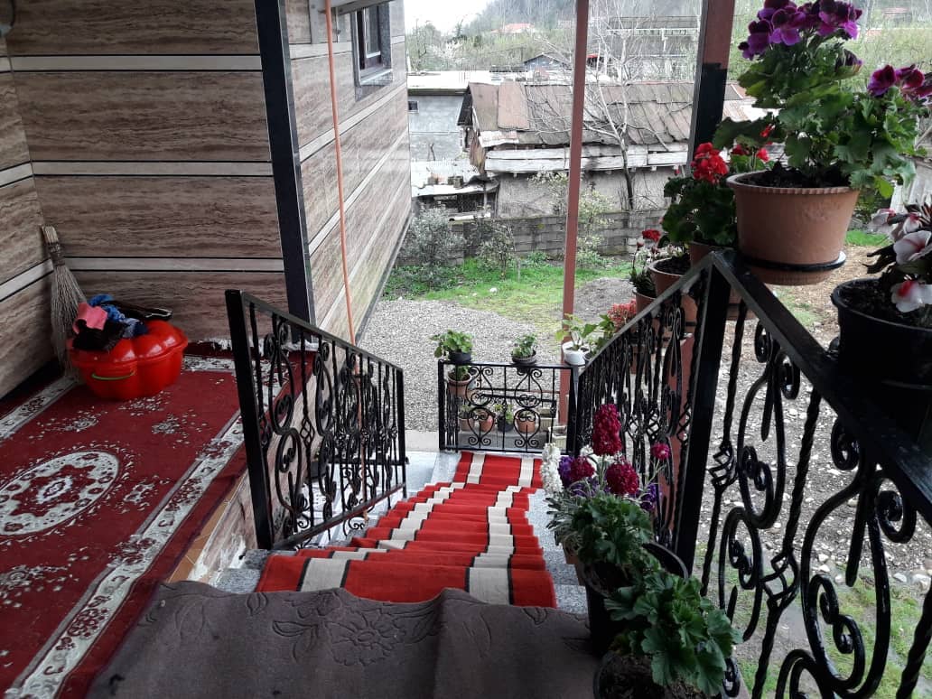 اجاره ویلا داخل باغ در جاده اسالم به خلخال 