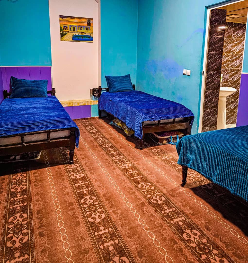 رزرو اقامتگاه بومگردی در بادرود اصفهان - پاسیار