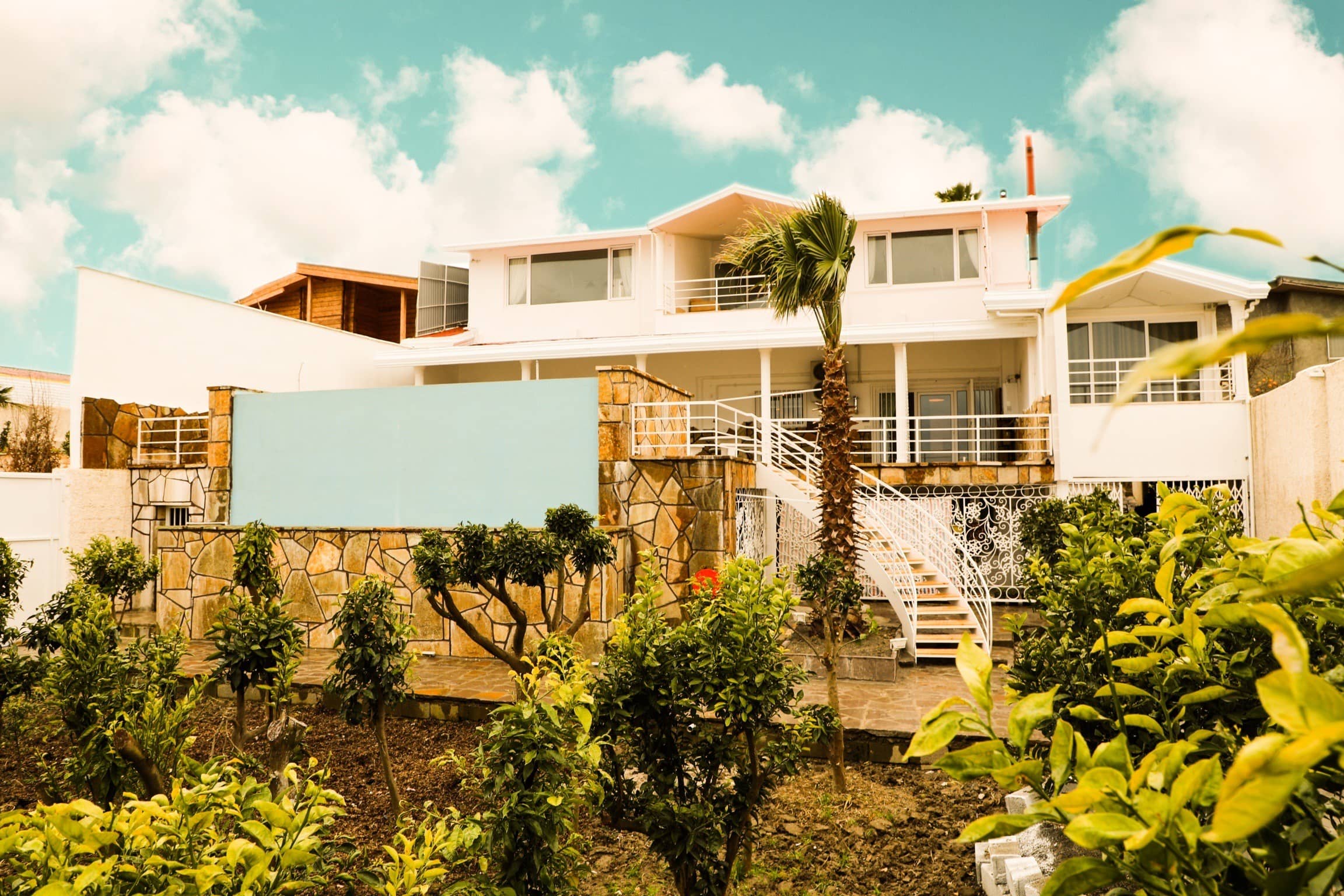 اجاره ویلا استخردار آبگرم ساحلی رامسر - هریس