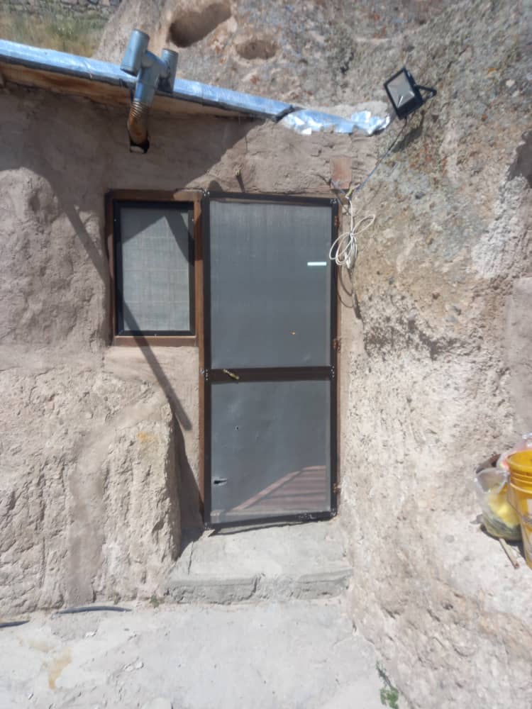 اقامتگاه صخره ای در کندوان - شماره 3