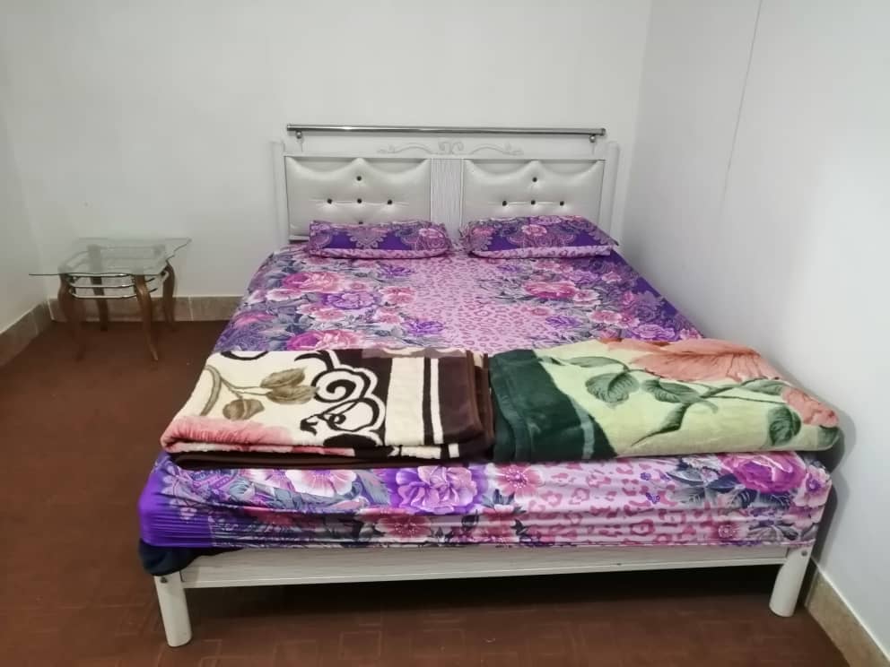 اجاره آپارتمان دو خوابه طبقه اول در امیرآباد آبادان