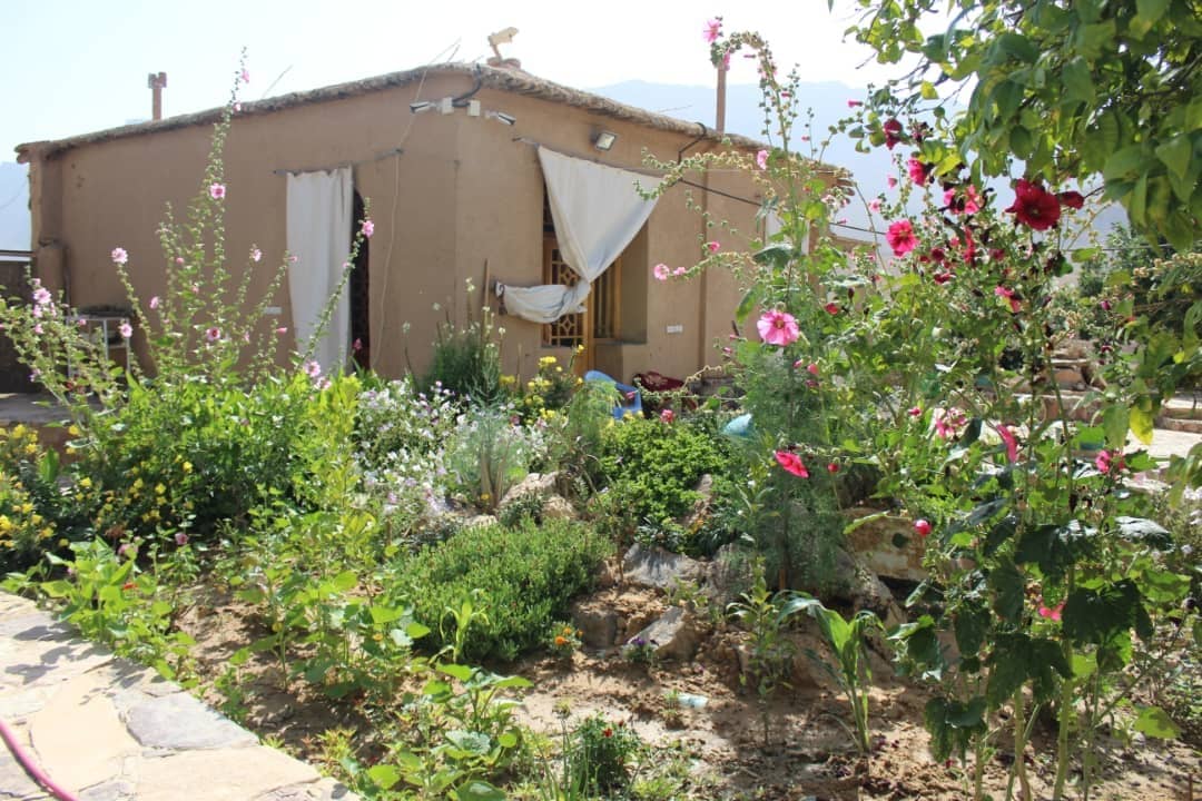 اجاره اتاق سنتی در (درب قلعه )استهبان  