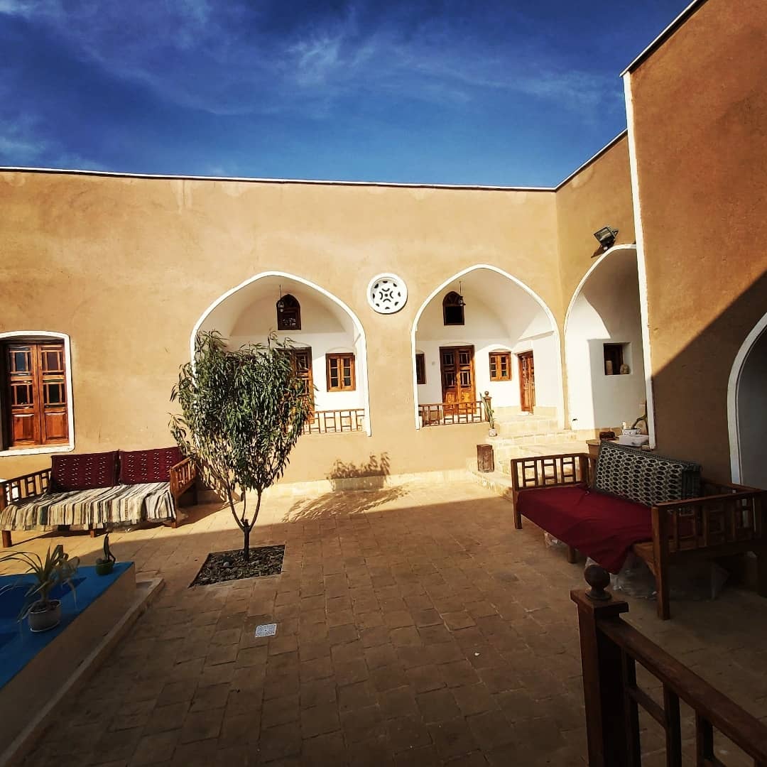 اجاره اقامتگاه بومگردی در بیابانک سرخه - آرامش