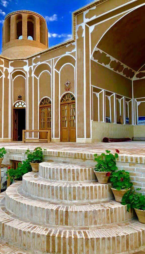 اجاره اقامتگاه بوم گردی سنتی در مهریز یزد | جهانگرد 8 چهارتخته