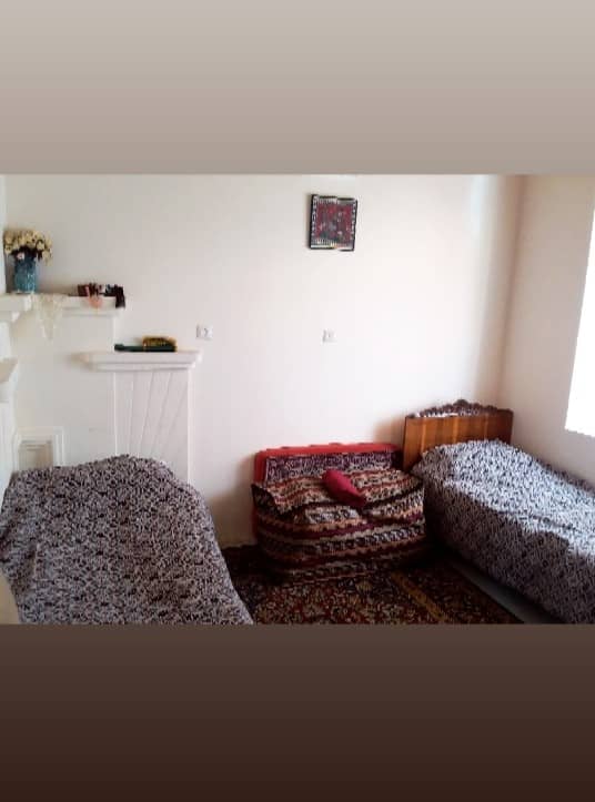 اجاره اتاق سنتی دوتخته غیرمستر در لطفعلی خان زند شیراز - مهبانو