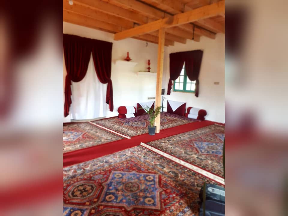 اجاره خانه سنتی در سراوان رشت