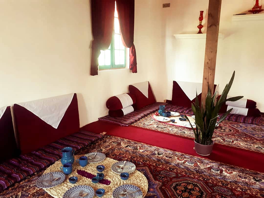 اجاره خانه سنتی در سراوان رشت