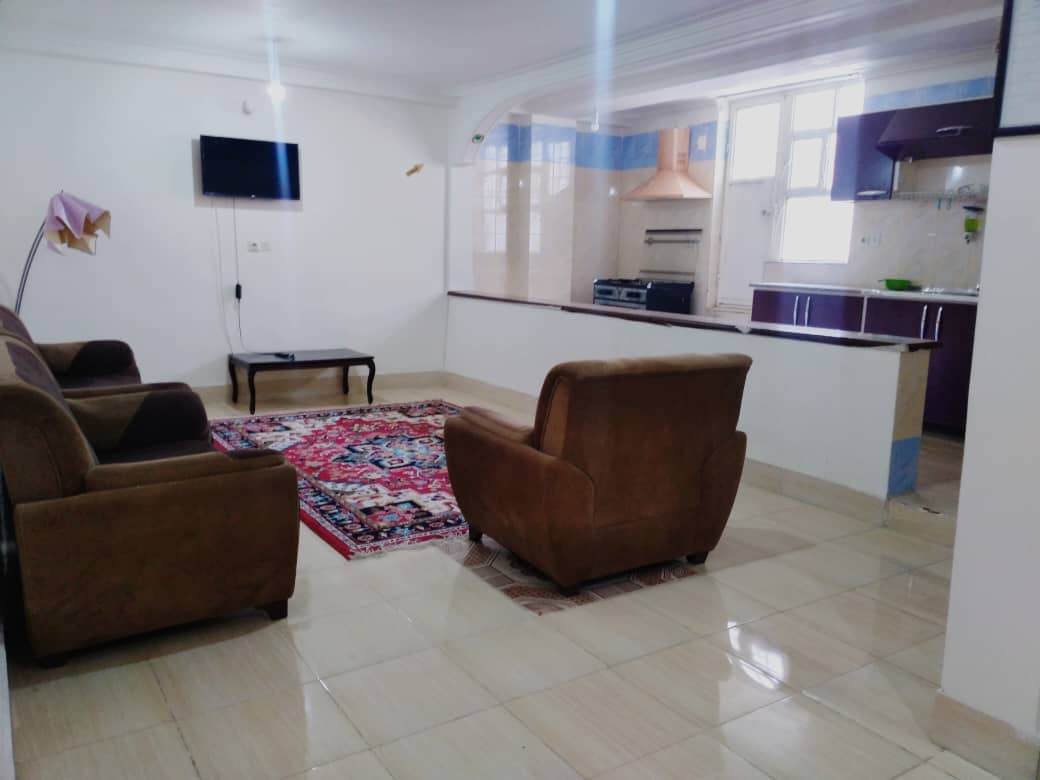 اجاره هتل آپارتمان مبله در امام خمینی پارسیان -دوخوابه پنج تخته طبقه اول