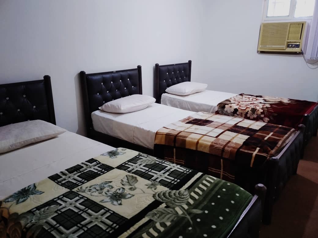 اجاره هتل آپارتمان مبله در امام خمینی پارسیان -دوخوابه پنج تخته طبقه اول