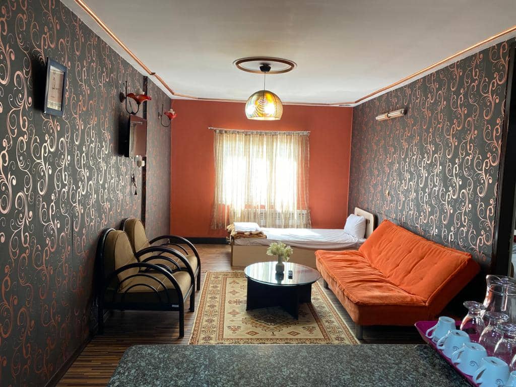 اجاره هتل6 تخته در سعیدیه همدان - تکخواب