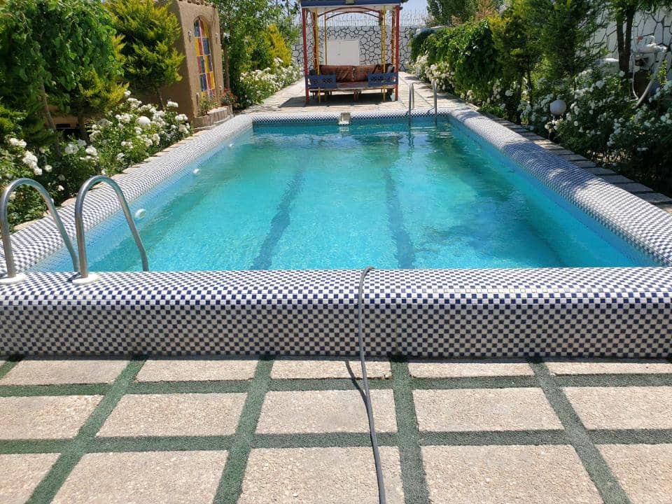 اجاره ویلا و  باغ با استخر روباز در احمد آباد مستوفی