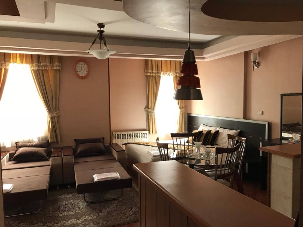 اجاره هتل آپارتمان دو تخته در پیروزی