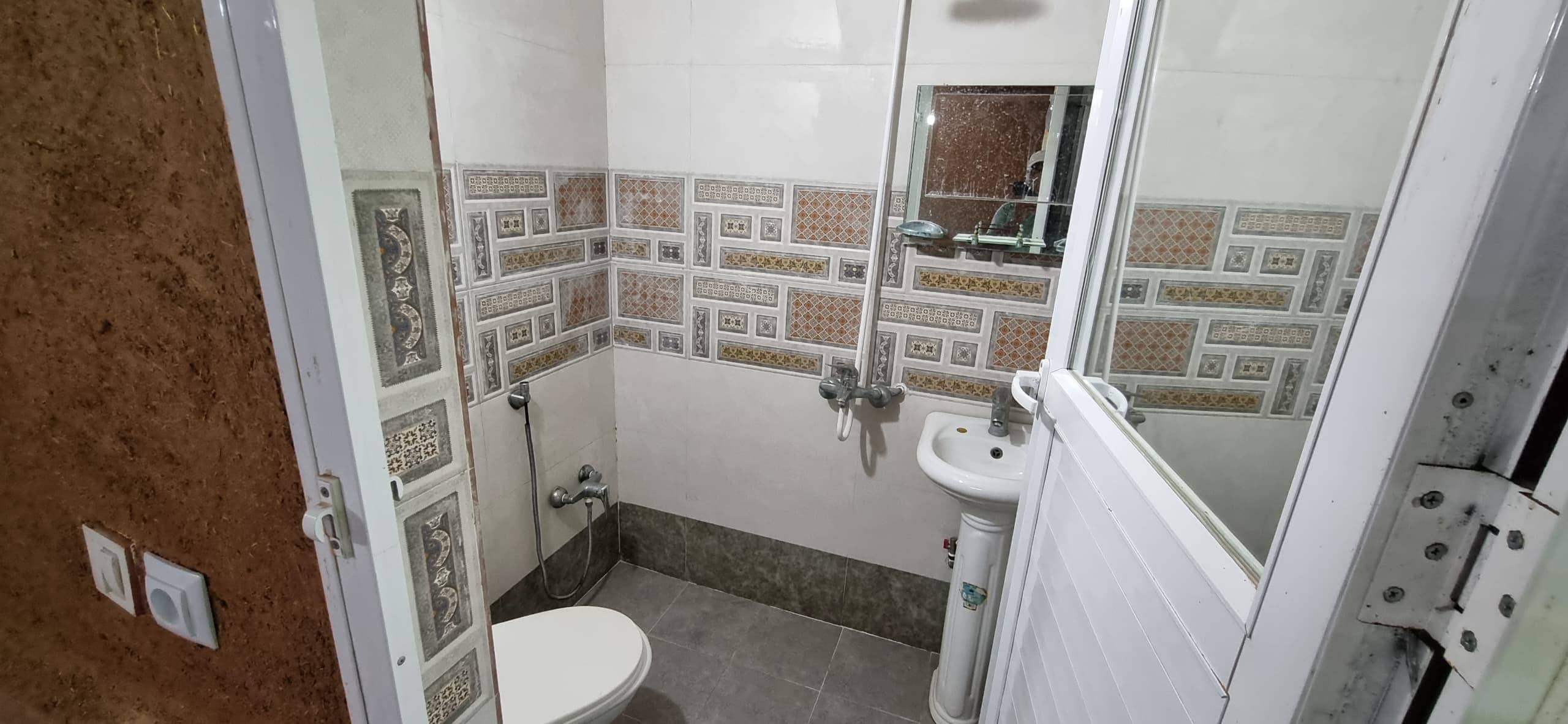 اجاره بومگردی سنتی  تخت دار در آوان شوش - 1