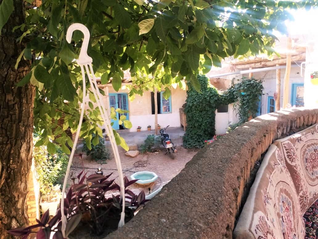 اجاره اقامتگاه بومگردی در روستای درسجین ابهر