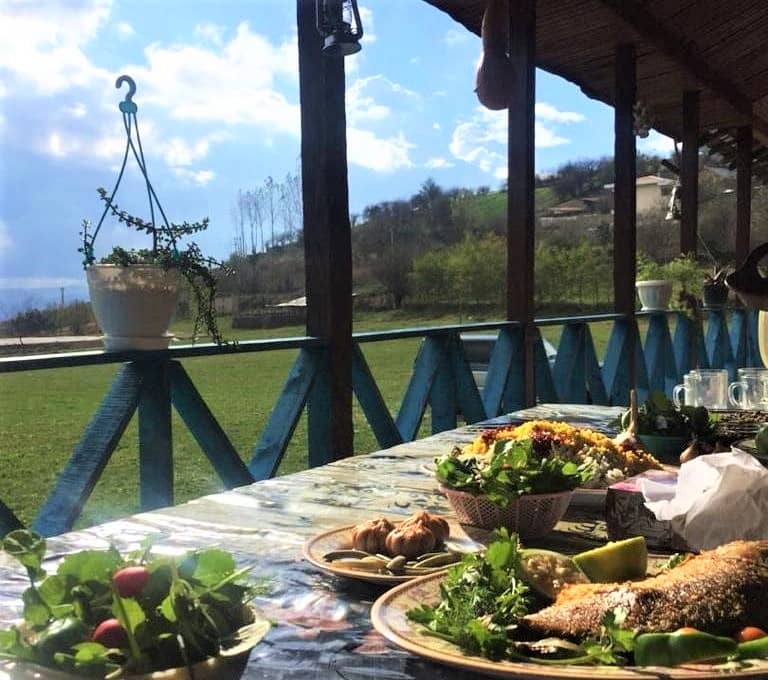 اجاره سوئیت بومگردی در یخکش بهشر - لارمی