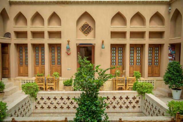 اجاره هتل سنتی دوتخته امام خمینی یزد - 1