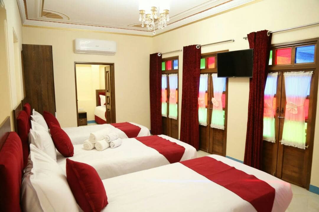 اجاره اتاق 5 تخت سنتی در 9 دی شیراز - 5 تخته