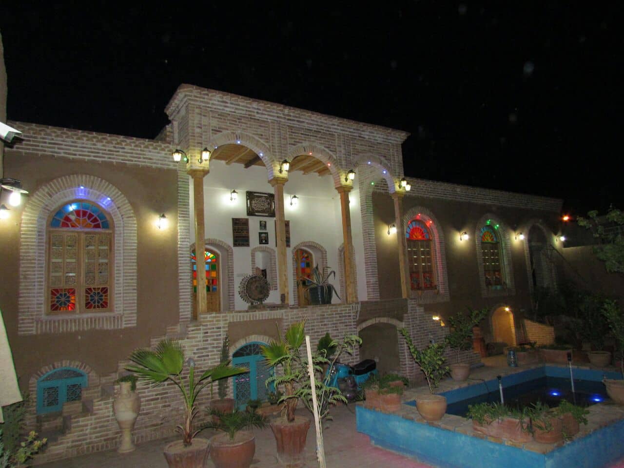 اجاره اقامتگاه بومگردی در خواف شیروان