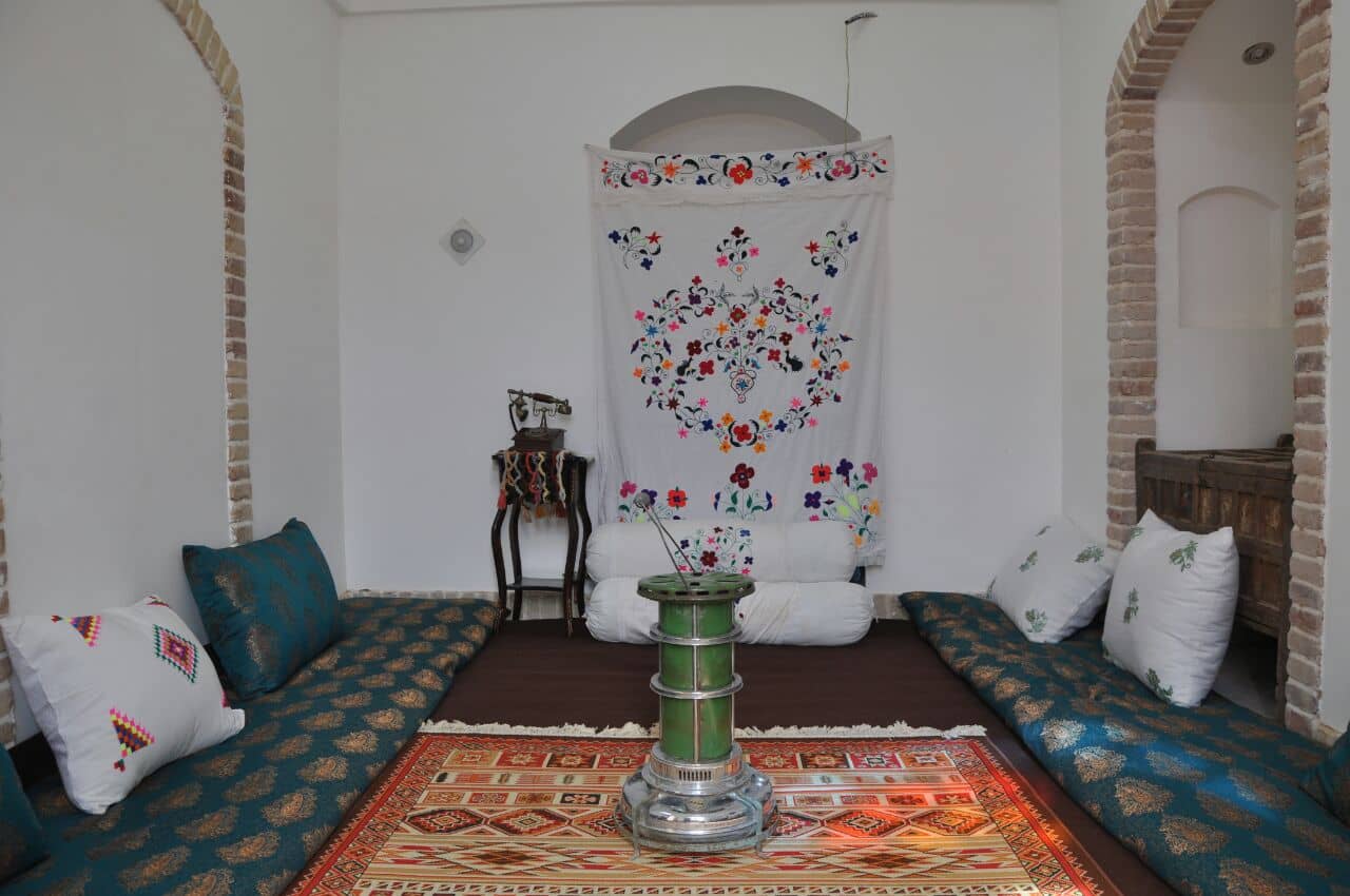 اجاره اقامتگاه سنتی در خواف شیروان