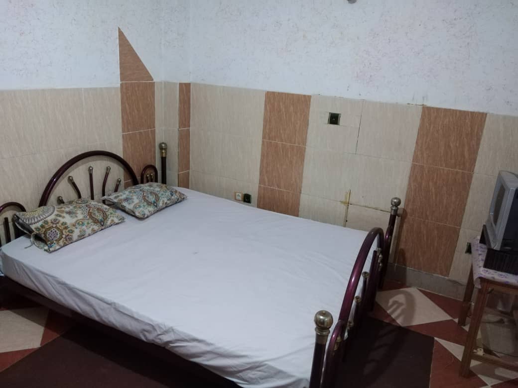 اجاره سوئیت دو تخته سه راه نمازی شیراز - 1