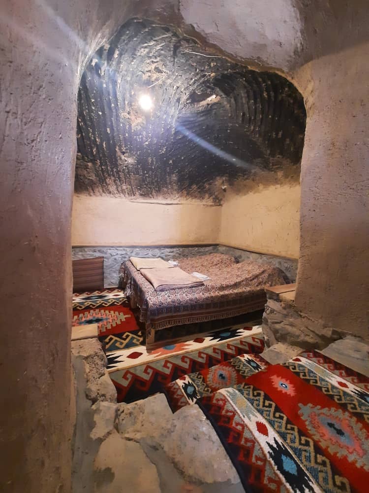 اجاره خانه سنتی در نطنز اصفهان - کاریزا