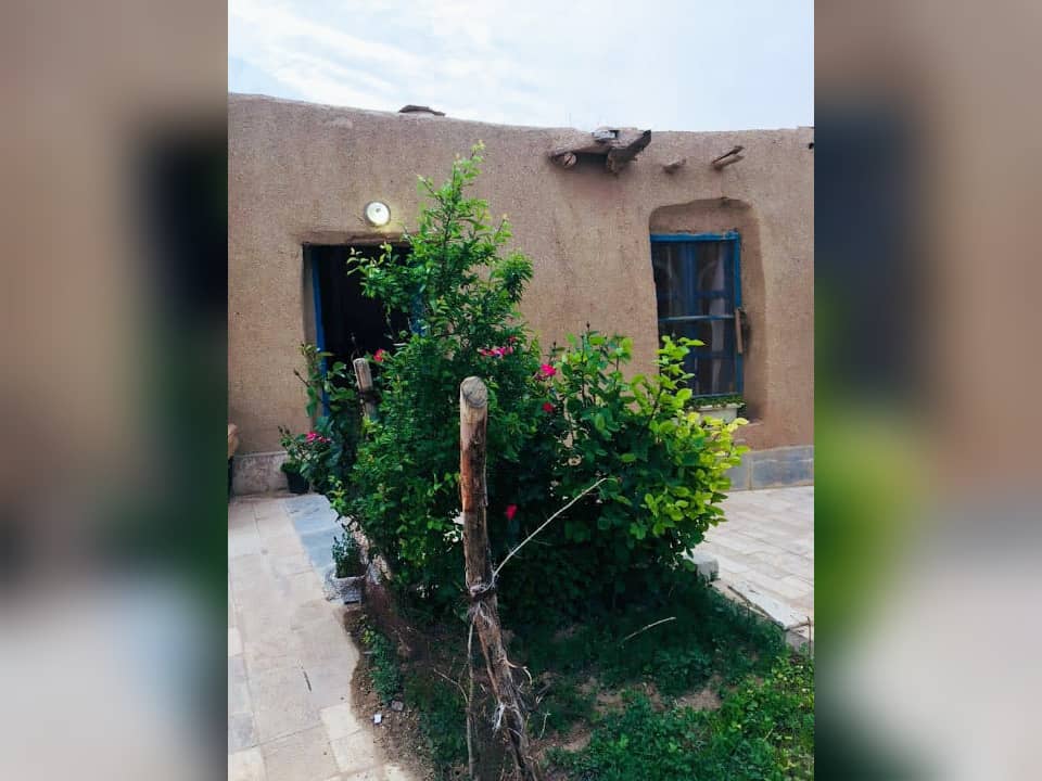 اجاره اقامتگاه بومگردی سنتی در آتشکده محلات