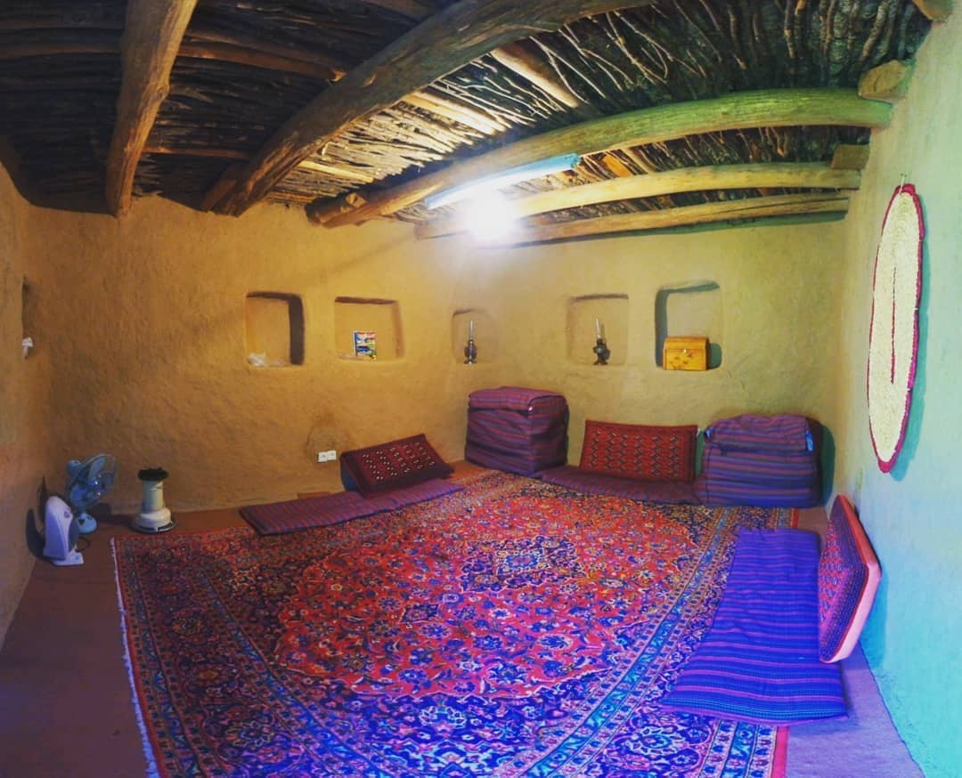 اجاره اتاق جنگلی سنتی در کچا - سراوان