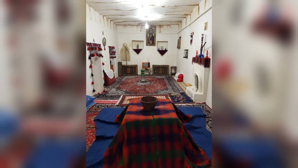 اجاره اقامتگاه بومگردی و اتاق سنتی در کندوله کرمانشاه